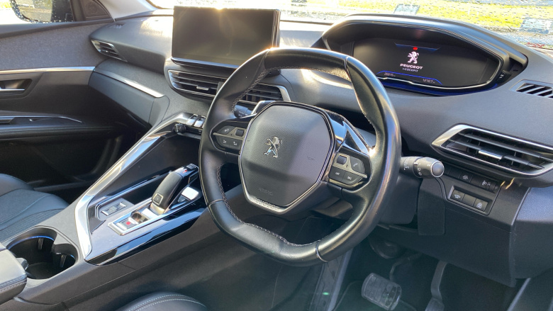 Peugeot 5008 1.2 PureTech Allure Premium 5dr EAT8 Petrol Estate